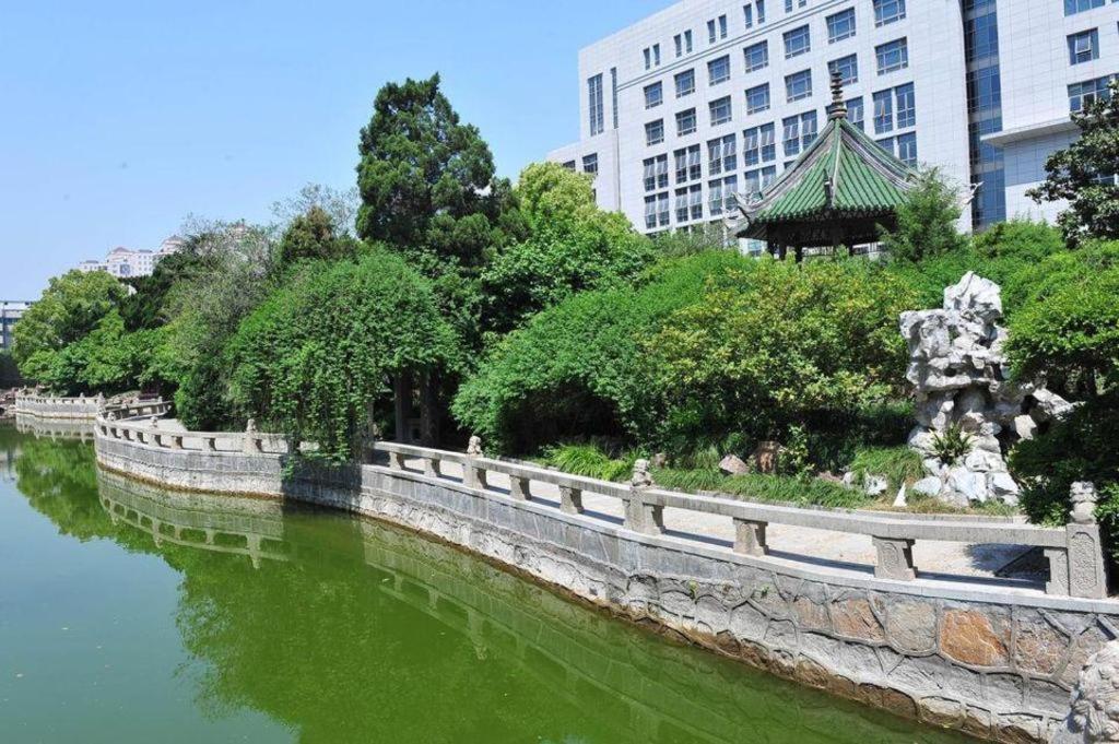Cypress Garden Hotel Shanghai Extérieur photo